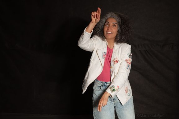 Spectacle A portée de toit de et par Marie-Pierre Hoareau, artiste conteuse