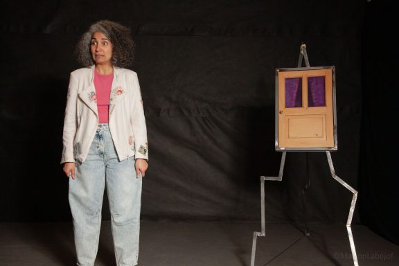 Spectacle A portée de toit de et par Marie-Pierre Hoareau, artiste conteuse