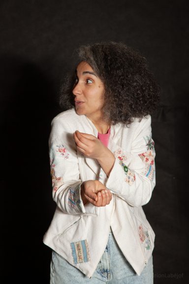 Spectacle A portée de toit de et par Marie-Pierre Hoareau, artiste conteuse